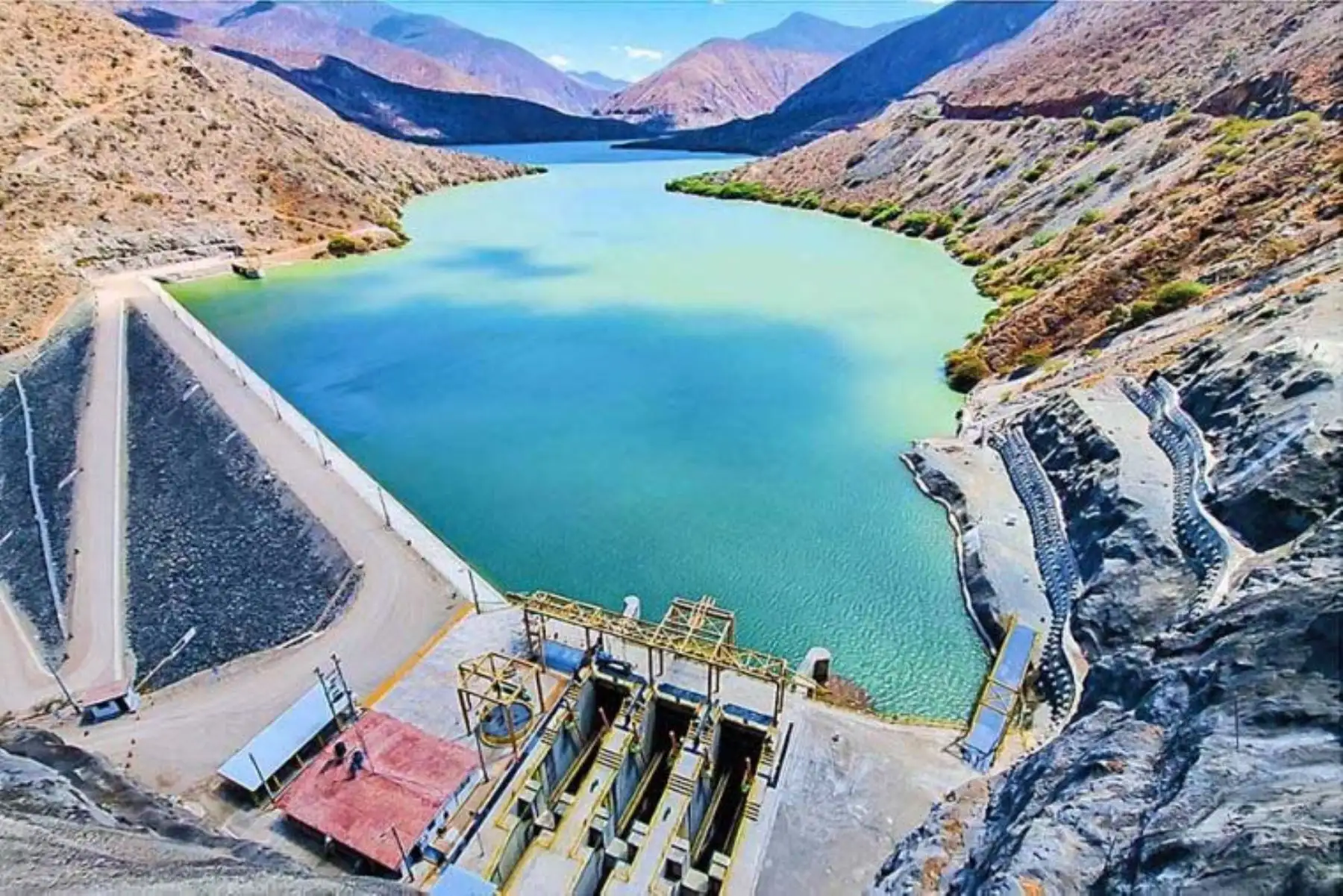 Expertos verifican funcionamiento y operatividad de Obras de Trasvase del Proyecto Olmos