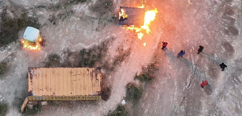 HUAMACHUCO: INCURSIONAN EN PROPIEDAD DE MINERA PARA HABILITAR VÍA QUE SERVÍA PARA EL ROBO DE MINERAL